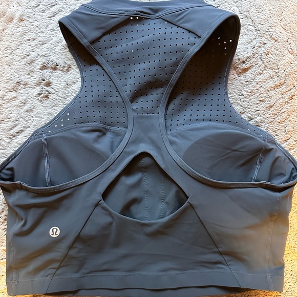 Lululemon Unleash Strength Bra *Medium Support, B/C Cup - Picture 4 of 4